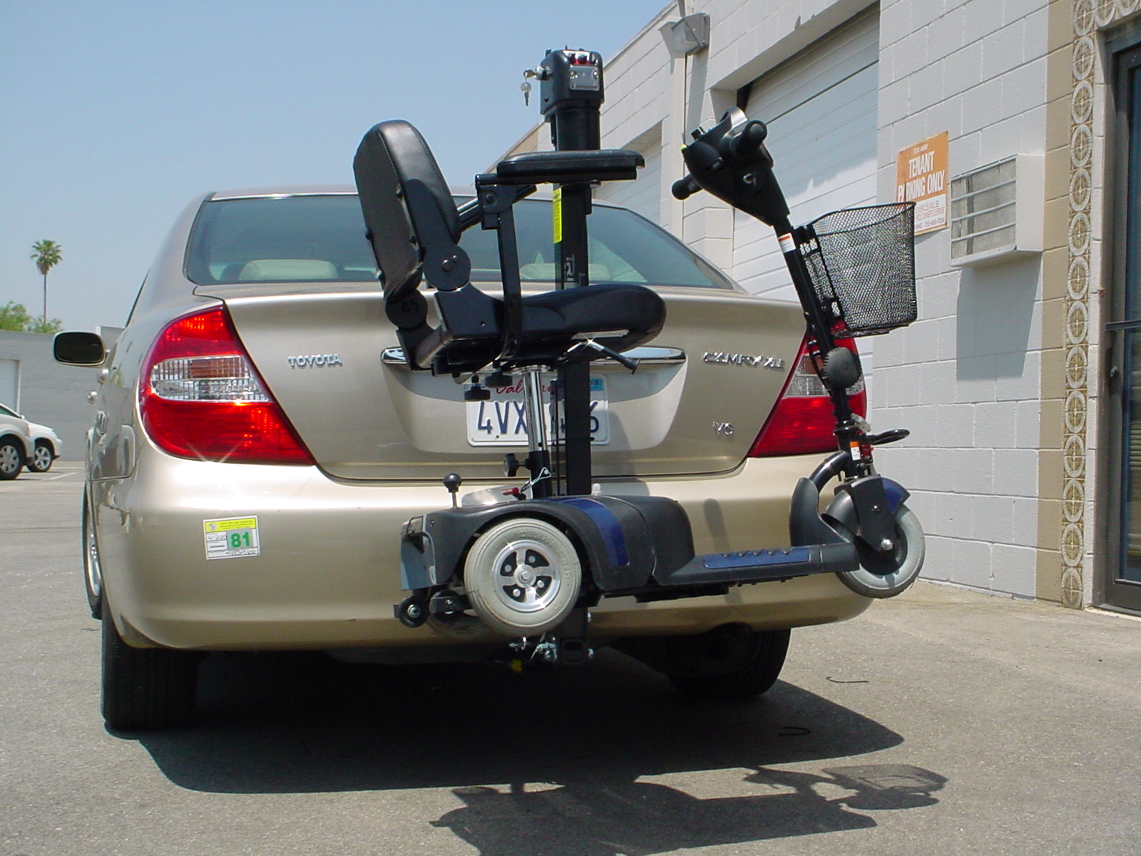South Gate Scooter & Wheelchair Mobility Lifts class 3 C outside trailer hitch car van truck rv hatchback suv trunk carrier.