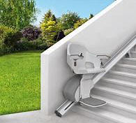 Outdoor stair lift